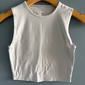 Aritzia TNA TNAction Super Soft Crop Tank Top